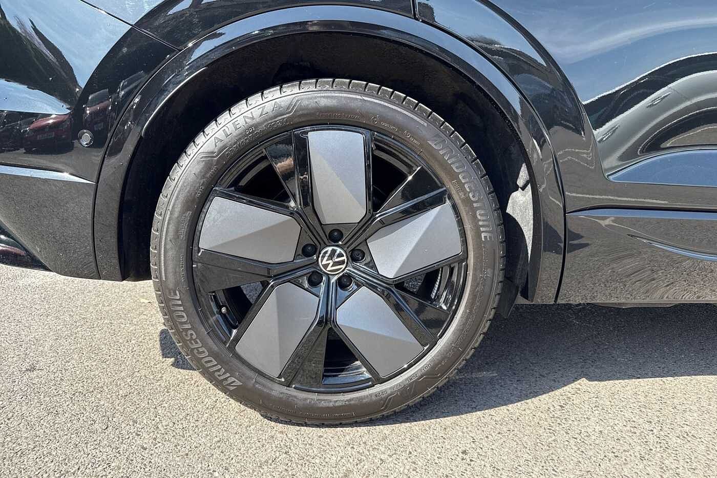 Volkswagen Touareg 3.0TDI (286ps) Black Edition 4Motion 5dr