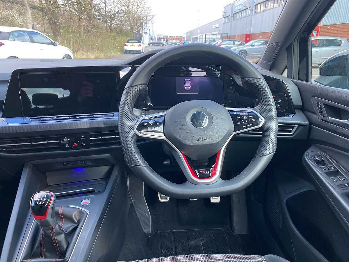 Volkswagen Golf 8 GTI 2.0 TSI 245PS 6-speed Manual 5 Door