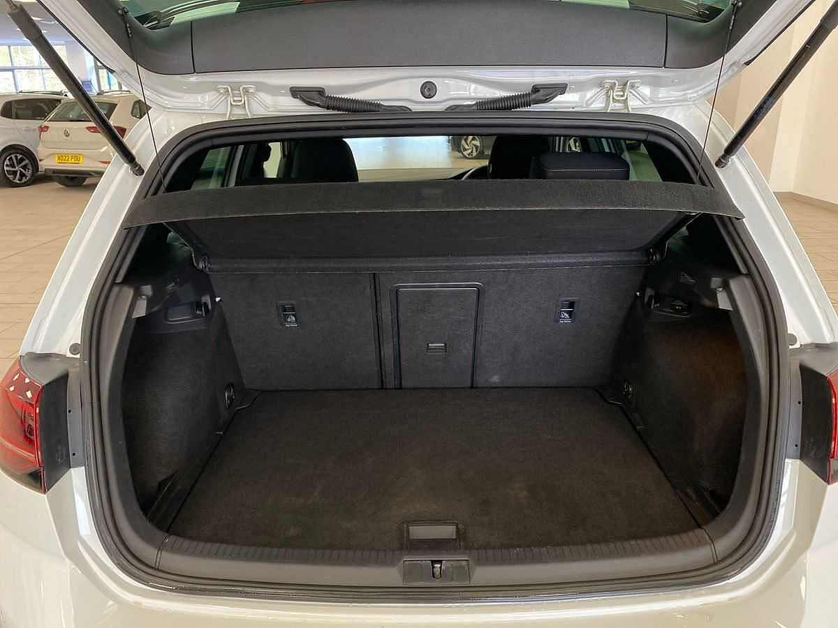 Volkswagen Golf 2.0 TSI R 4Motion 300ps DSG 5Dr