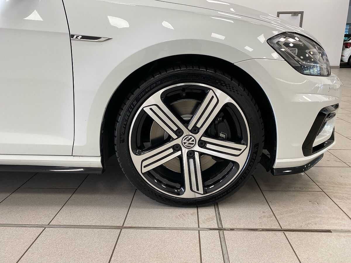 Volkswagen Golf 2.0 TSI R 4Motion 300ps DSG 5Dr