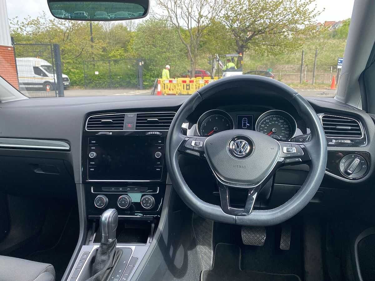 Volkswagen Golf MK7 Facelift 1.5 TSI GT EVO 130PS DSG