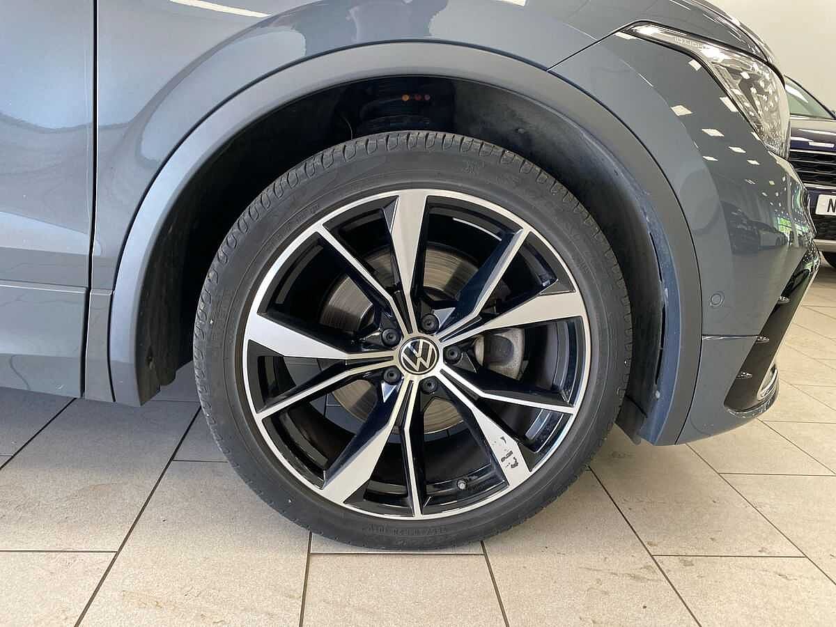 Volkswagen Tiguan 2.0 TDI (200ps) R-Line SCR 4Motion DSG