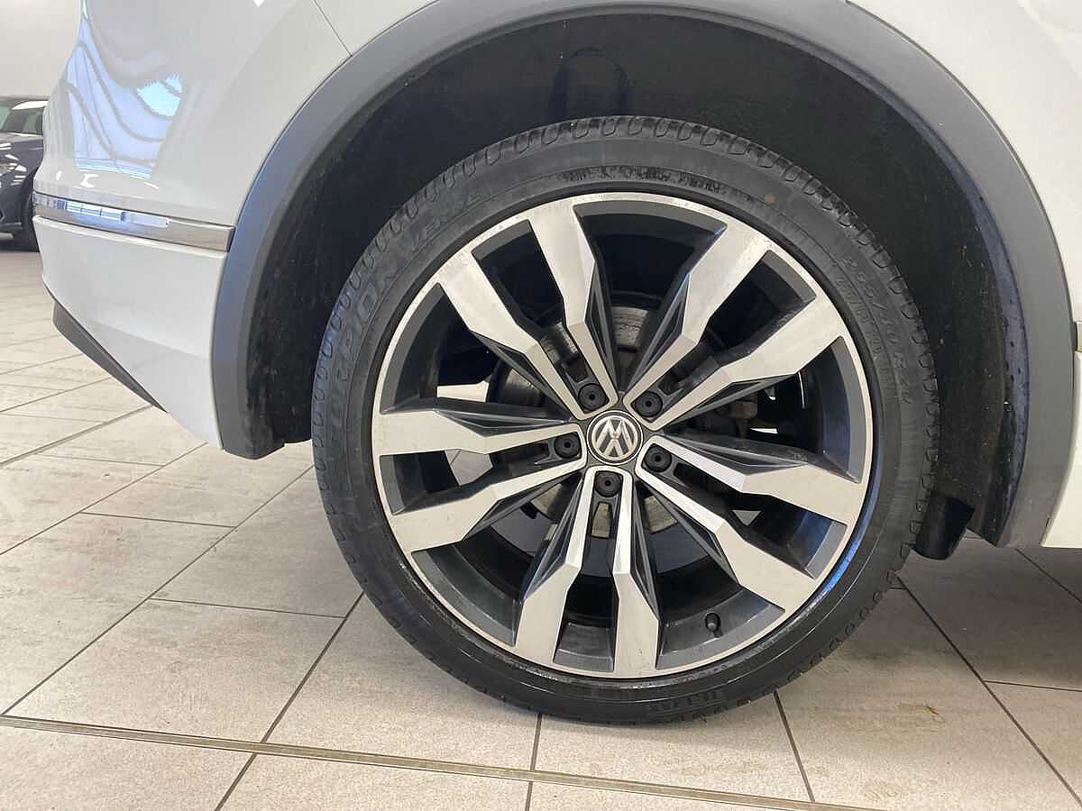 Volkswagen Tiguan 2.0 TDI 150PS R-Line 4Motion DS