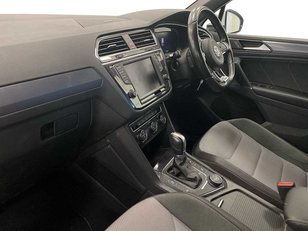 Volkswagen Tiguan 2.0 TDI 150PS R-Line 4Motion DS