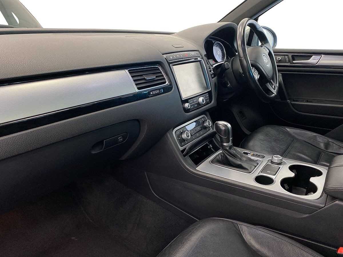 Volkswagen Touareg 3.0 TDI V6 R-Line SCR 204PS 4MOTIO