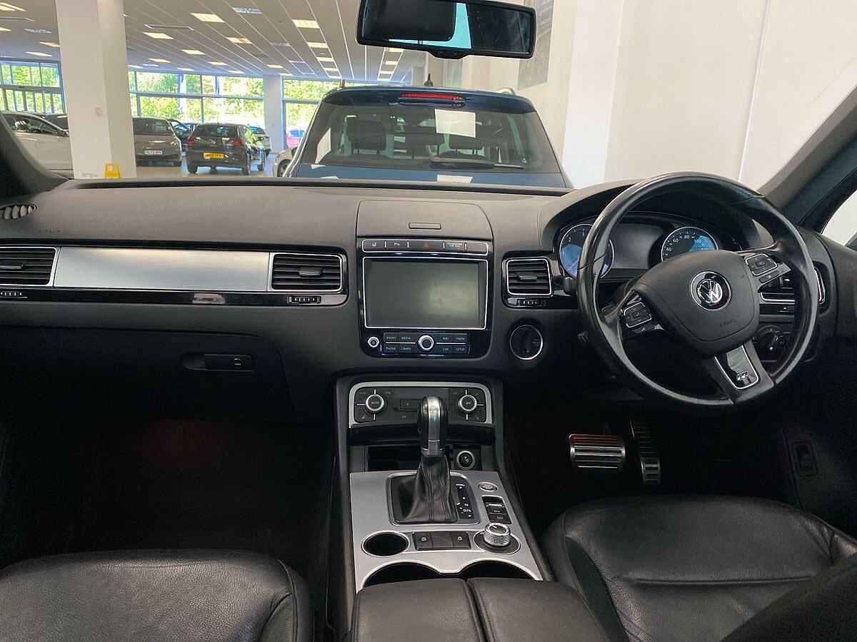 Volkswagen Touareg 3.0 TDI V6 R-Line SCR 204PS 4MOTIO