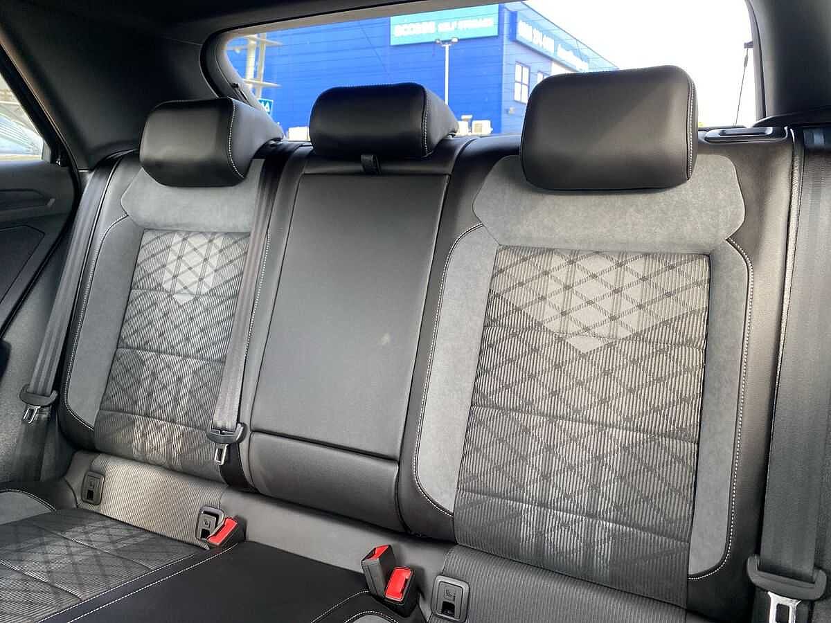 Volkswagen T-ROC Mk1 Facelift (2022) 1.5 TSI R-Line 150PS DSG