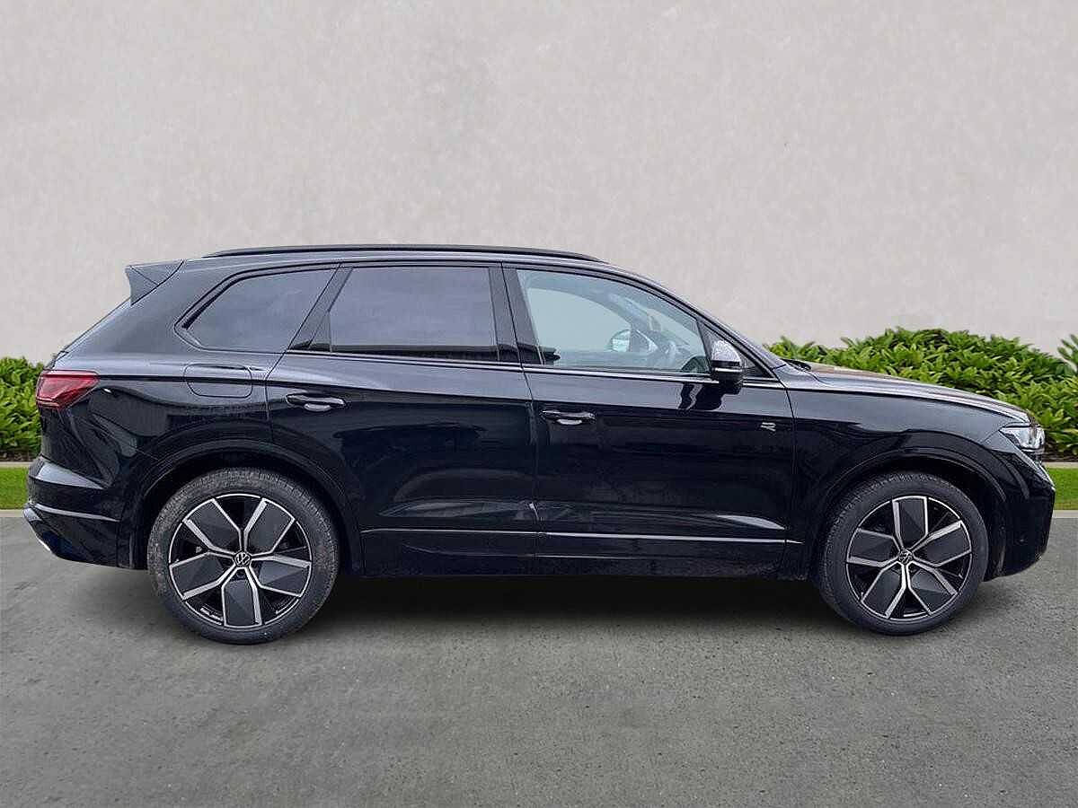 Volkswagen Touareg 3.0 V6 TDI 4Motion Black Edition 5Dr Tip Auto