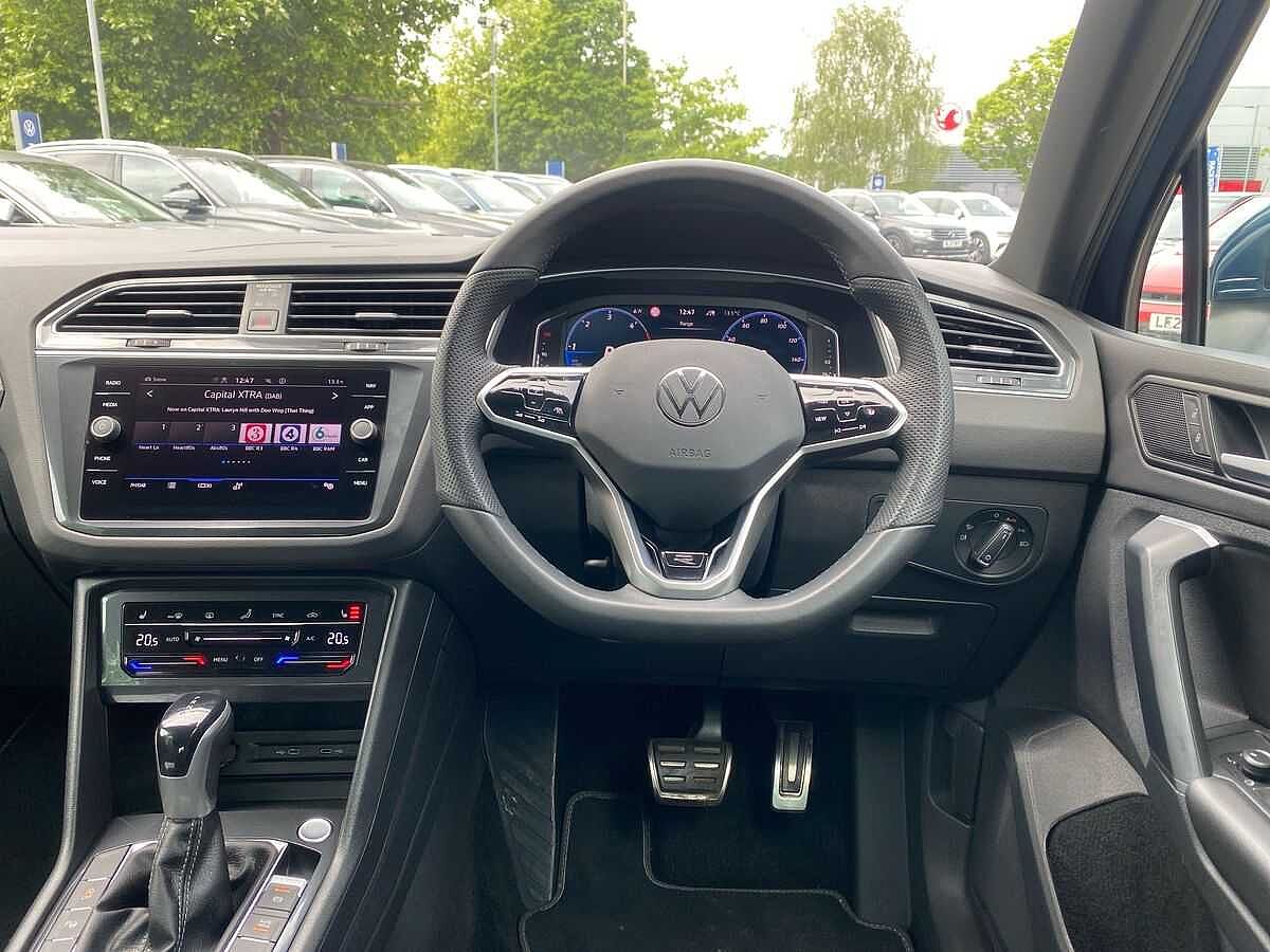 Volkswagen Tiguan 2.0 TDI (200ps) R-Line SCR 4Motion DSG