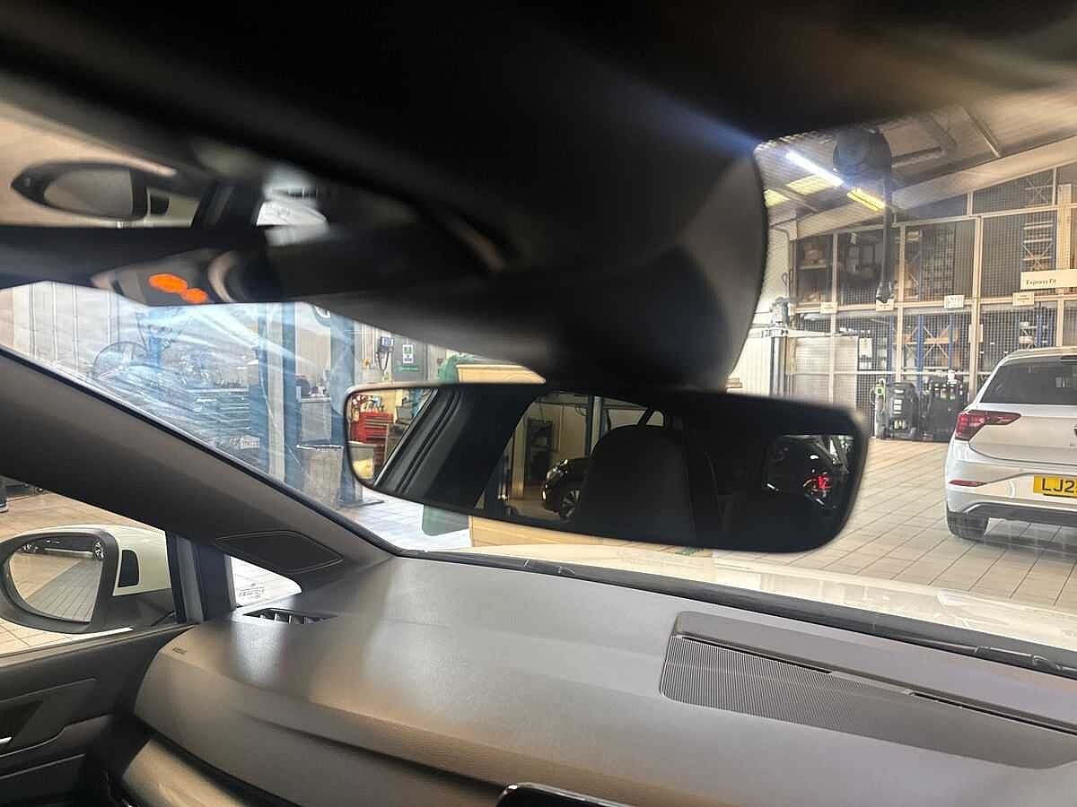 Volkswagen Golf GTD MK8 2.0 TDI 200PS DSG 5 Door