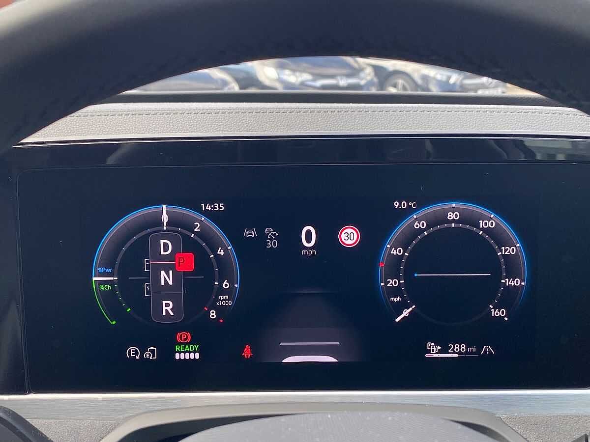 Volkswagen Passat 1.5 TSI (272ps) R-Line eHybrid DSG
