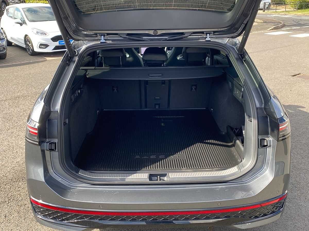 Volkswagen Passat 1.5 TSI (272ps) R-Line eHybrid DSG
