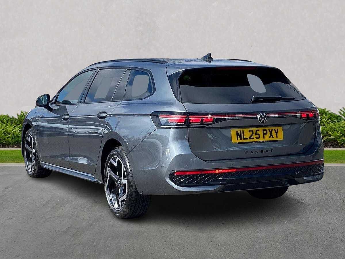 Volkswagen Passat 1.5 TSI (272ps) R-Line eHybrid DSG