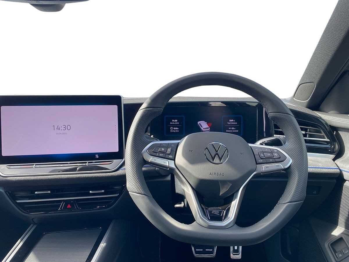 Volkswagen Passat 1.5 TSI (272ps) R-Line eHybrid DSG