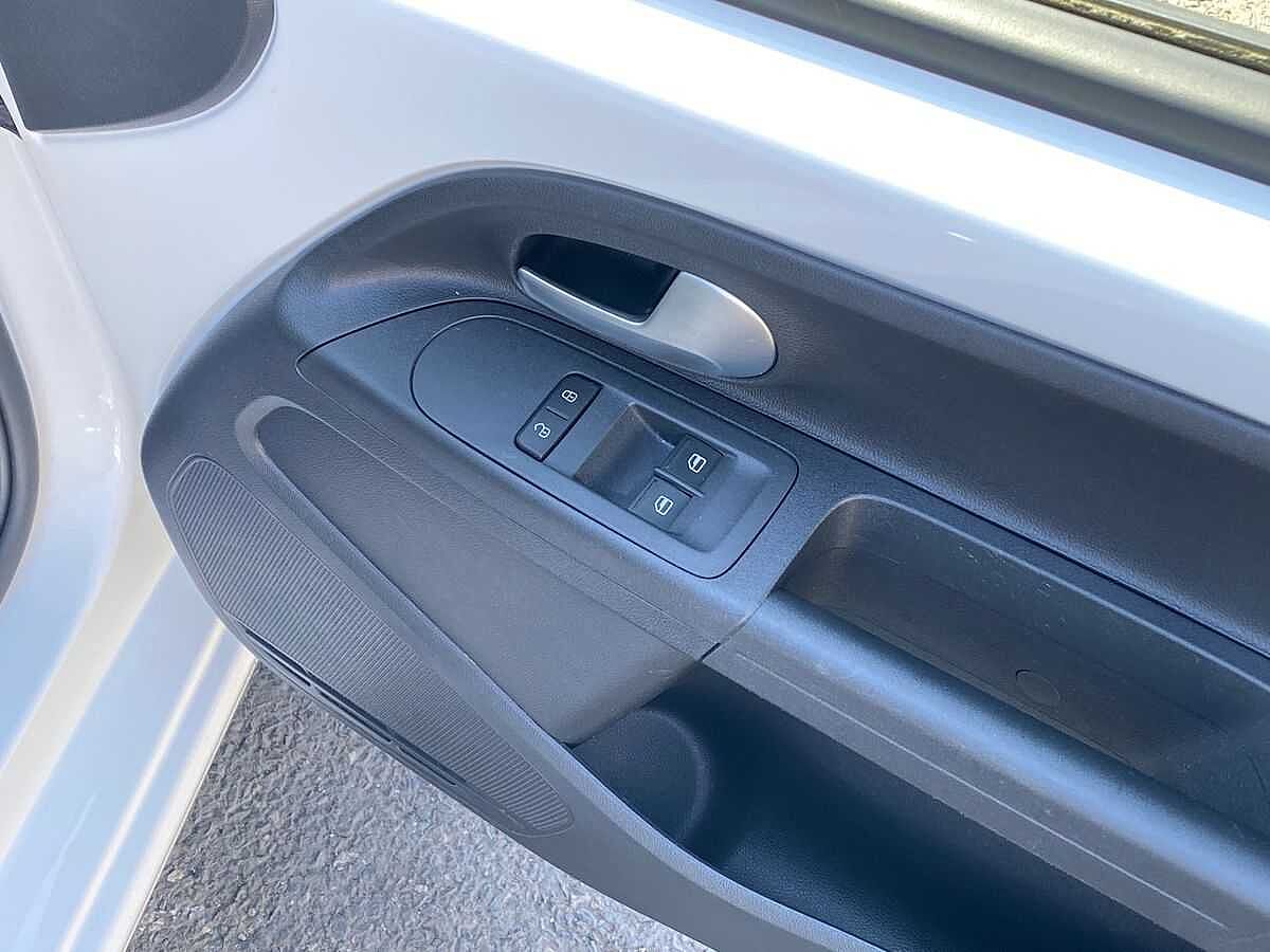 Volkswagen up! 5-Dr 2020 1.0 (65ps) Up Black Ed SRE BMT EVO