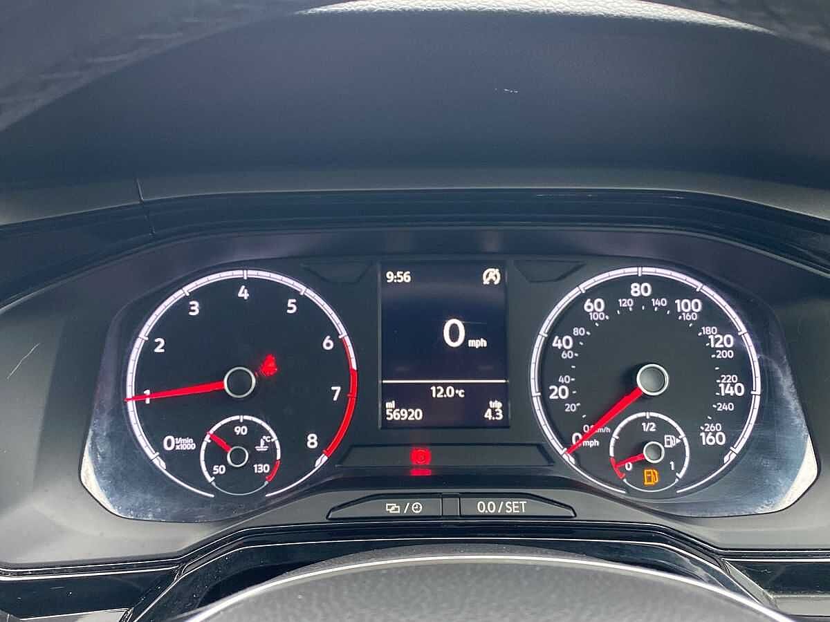 Volkswagen Polo 1.0 SE 5Dr