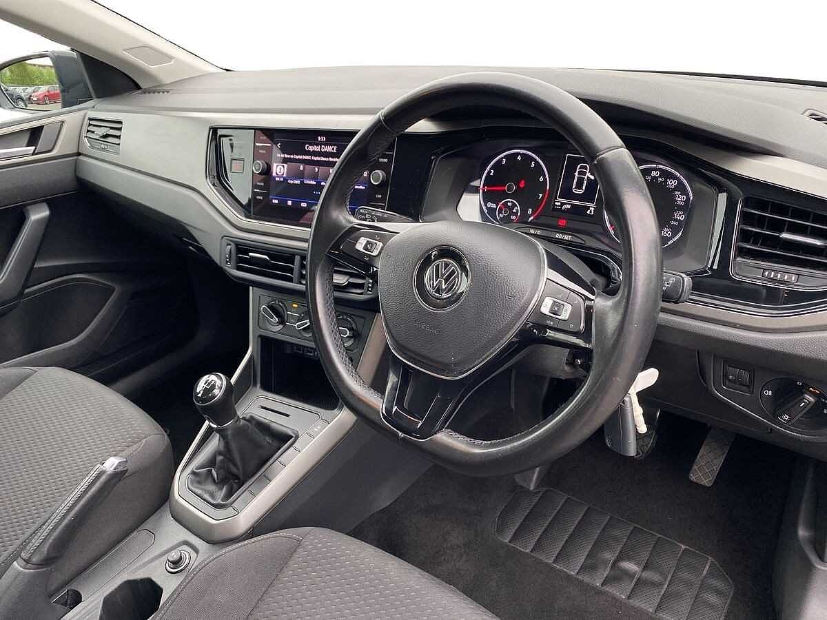 Volkswagen Polo 1.0 SE 5Dr