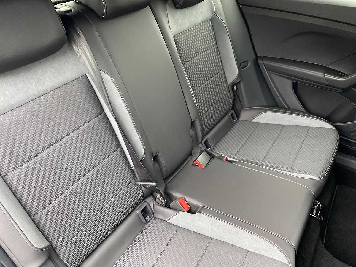 Volkswagen T-Cross 1.0 TSI 110 R-Line 5Dr