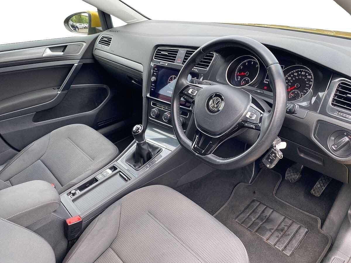 Volkswagen Golf MK7 Facelift 1.4 TSI SE Nav 125PS 5dr