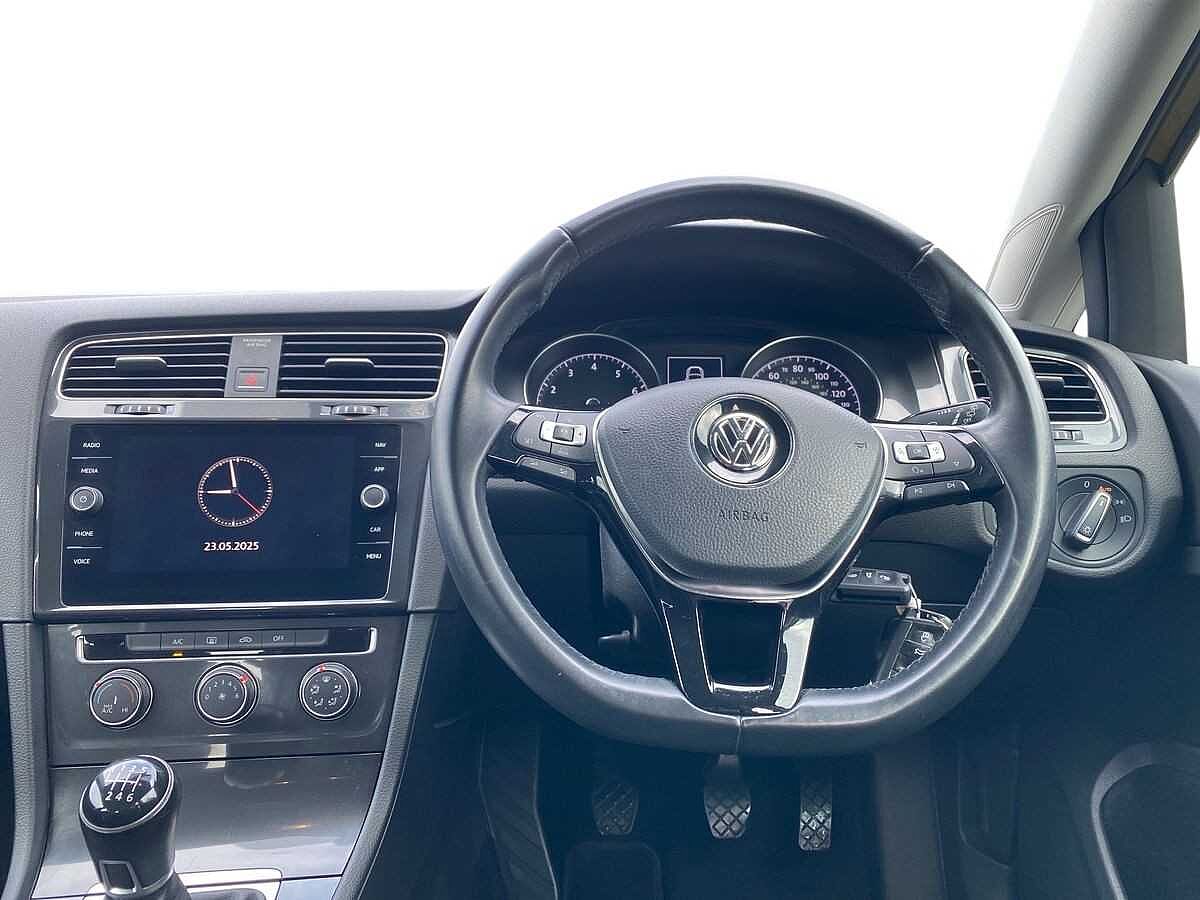 Volkswagen Golf MK7 Facelift 1.4 TSI SE Nav 125PS 5dr