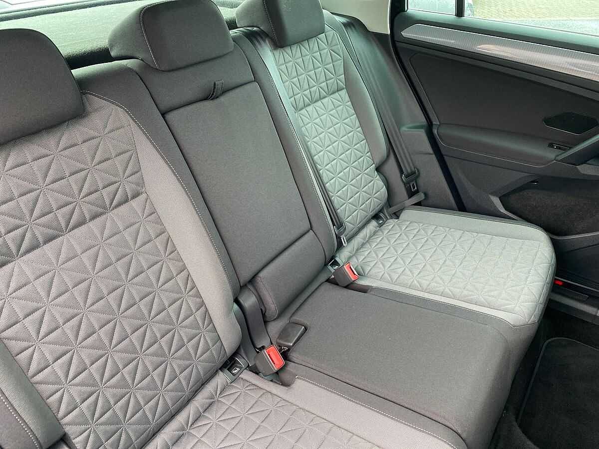 Volkswagen Tiguan 1.5 TSI (150ps) Life EVO DSG 5 door