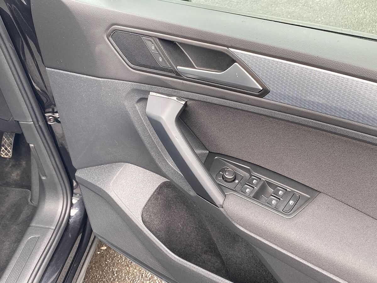Volkswagen Tiguan 1.5 TSI (150ps) Life EVO DSG 5 door
