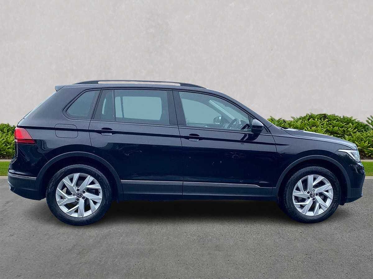 Volkswagen Tiguan 1.5 TSI (150ps) Life EVO DSG 5 door