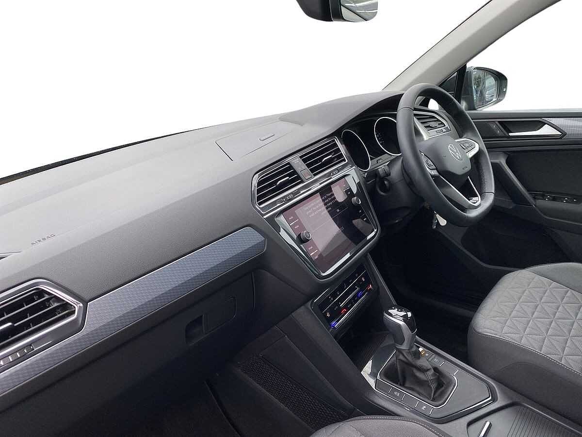 Volkswagen Tiguan 1.5 TSI (150ps) Life EVO DSG 5 door