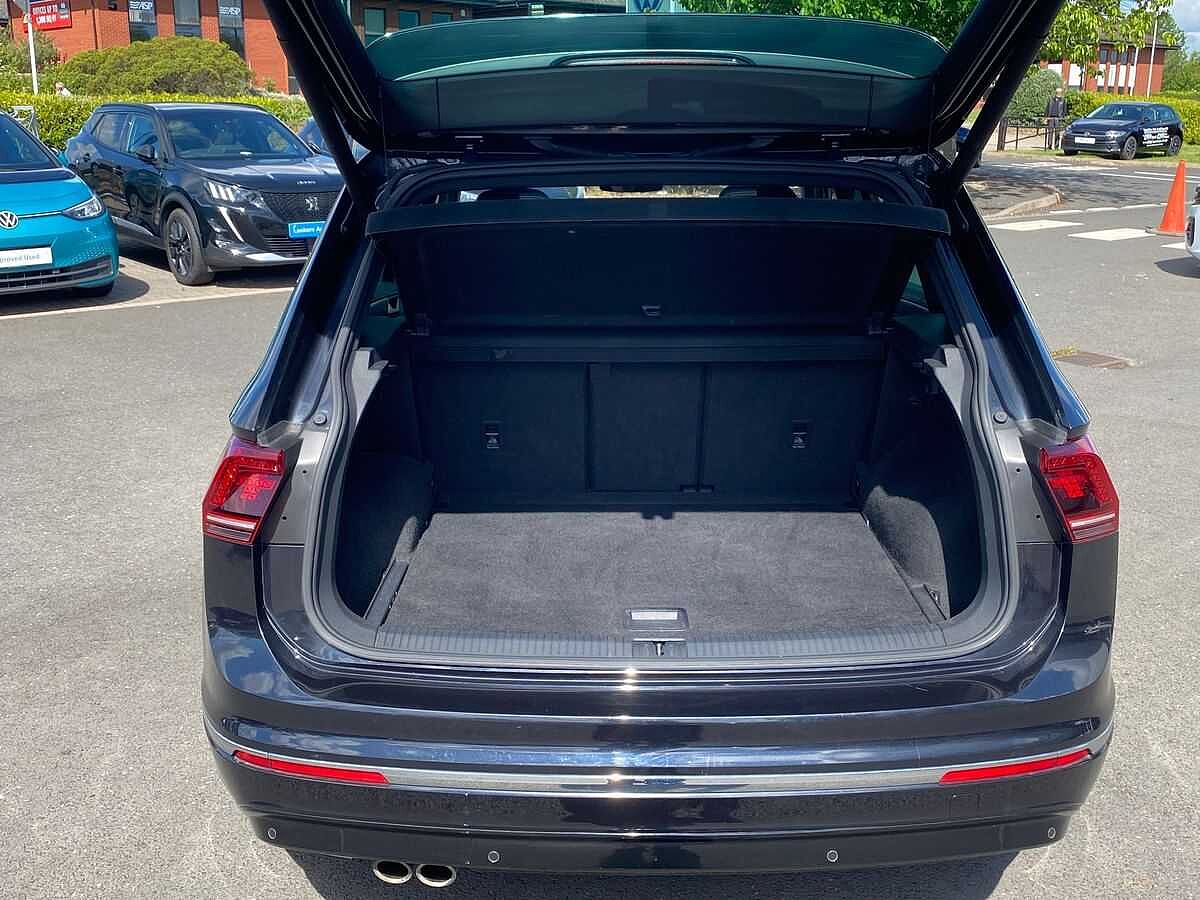 Volkswagen Tiguan 1.5 TSI (150ps) R-Line Tech EVO DSG
