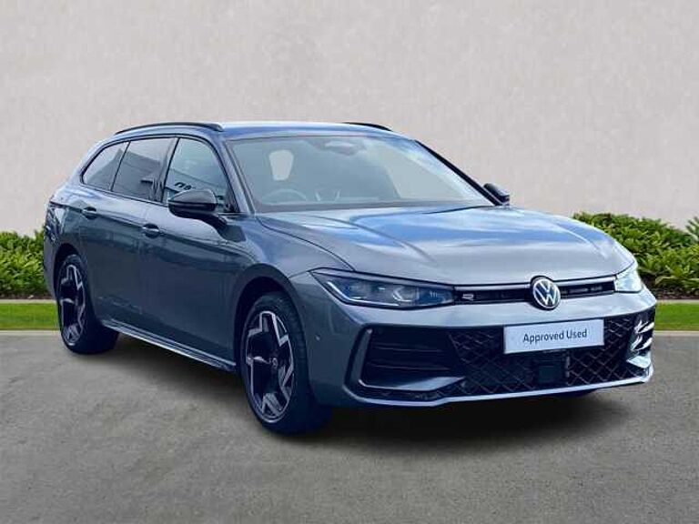 Volkswagen Passat 1.5 TSI (272ps) R-Line eHybrid DSG