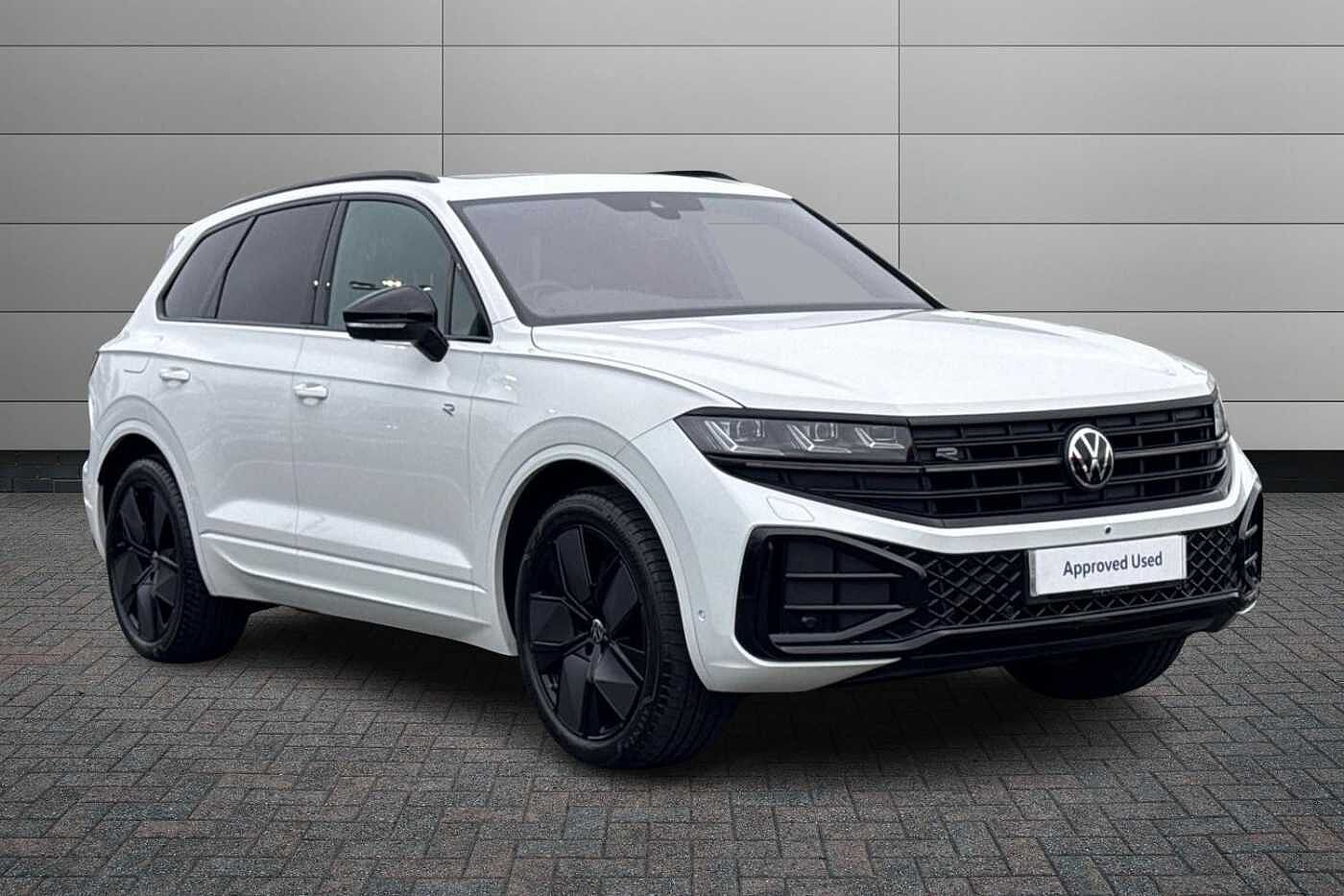 Volkswagen Touareg 3.0 TDI V6 Black Edition SUV 5dr Diesel Tiptronic 4Motion Euro 6 (s/s) (231 ps)