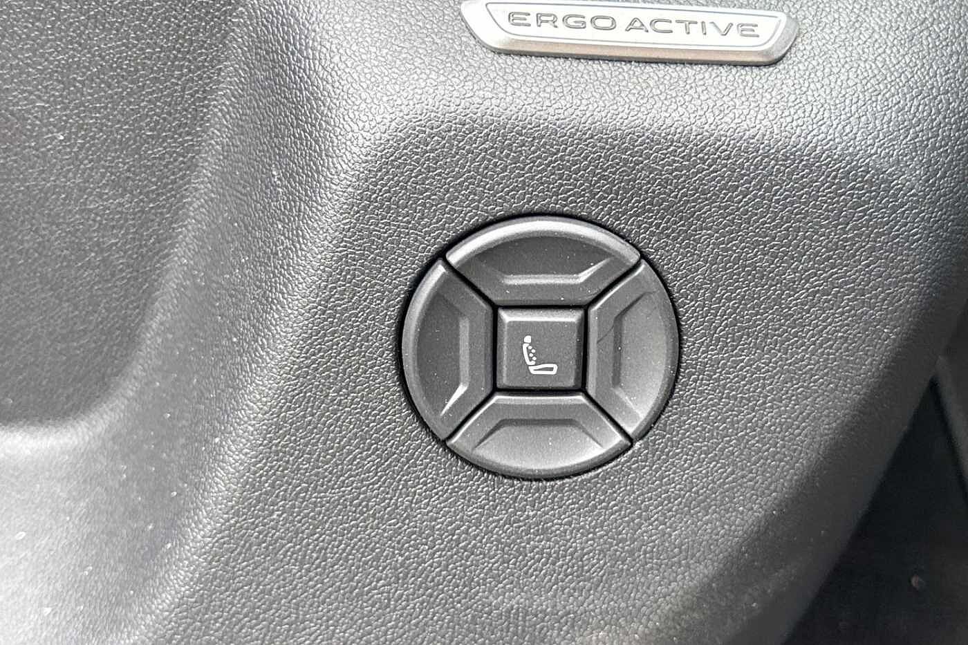 Volkswagen Tiguan 1.5 TSI eHybrid 19.7kWh Elegance SUV 5dr Petrol Plug-in Hybrid DSG Euro 6 (s/s)
