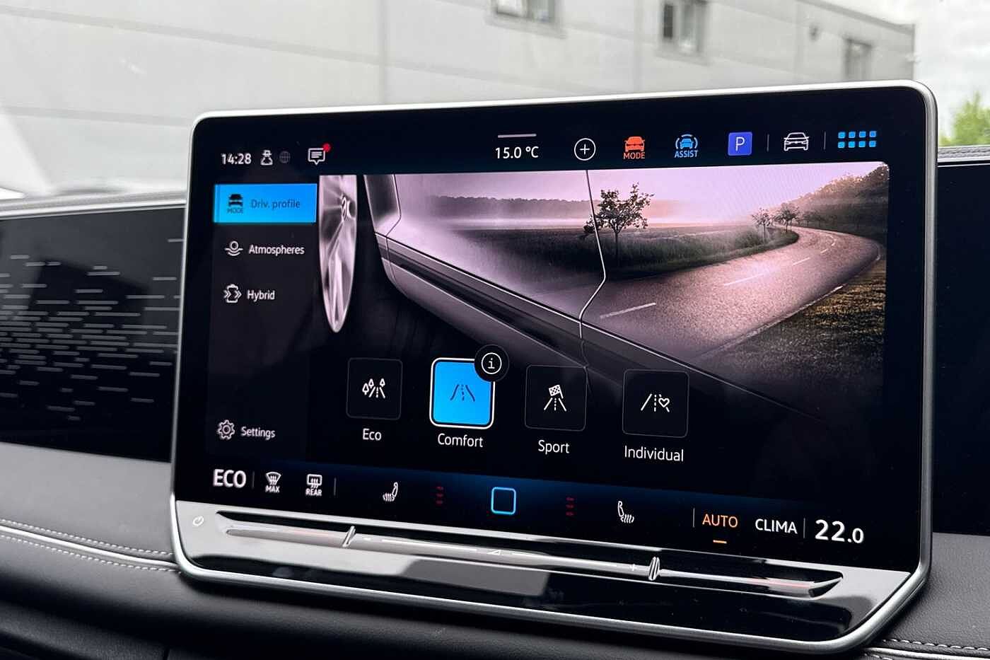 Volkswagen Tiguan 1.5 TSI eHybrid 19.7kWh Elegance SUV 5dr Petrol Plug-in Hybrid DSG Euro 6 (s/s)