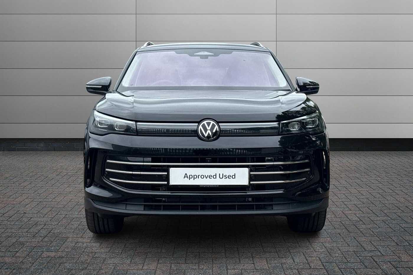 Volkswagen Tiguan 1.5 TSI eHybrid 19.7kWh Elegance SUV 5dr Petrol Plug-in Hybrid DSG Euro 6 (s/s)