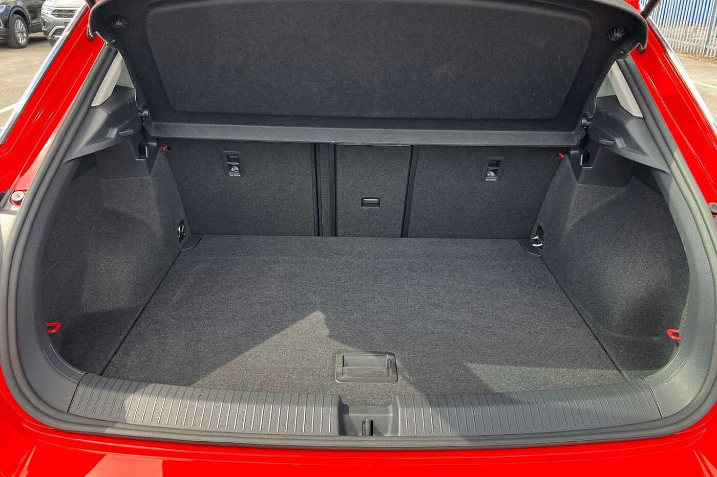 Volkswagen T-roc 1.0 TSI SE 5dr