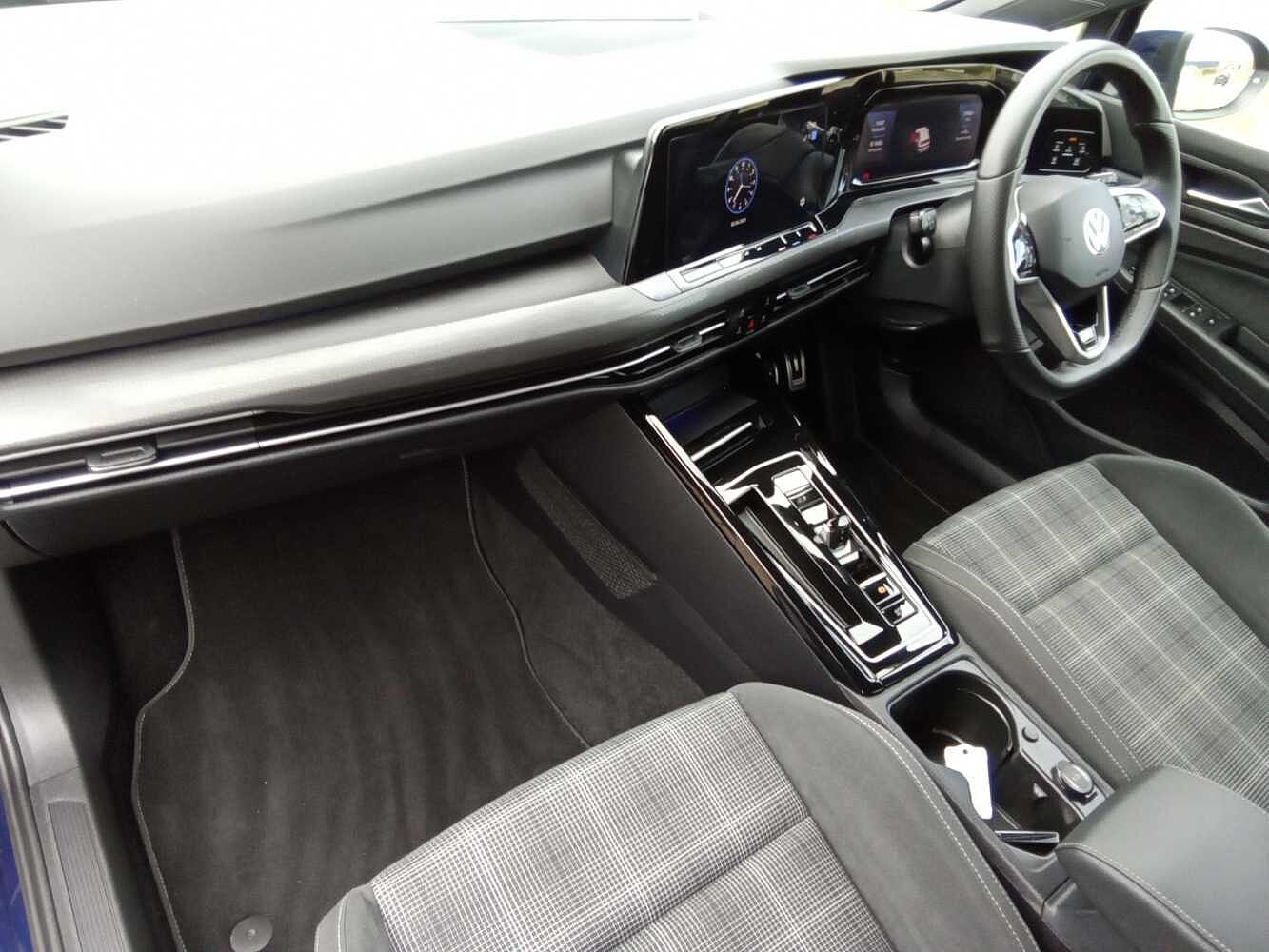 Volkswagen Golf GTD MK8 2.0 TDI 200PS DSG 5 Door