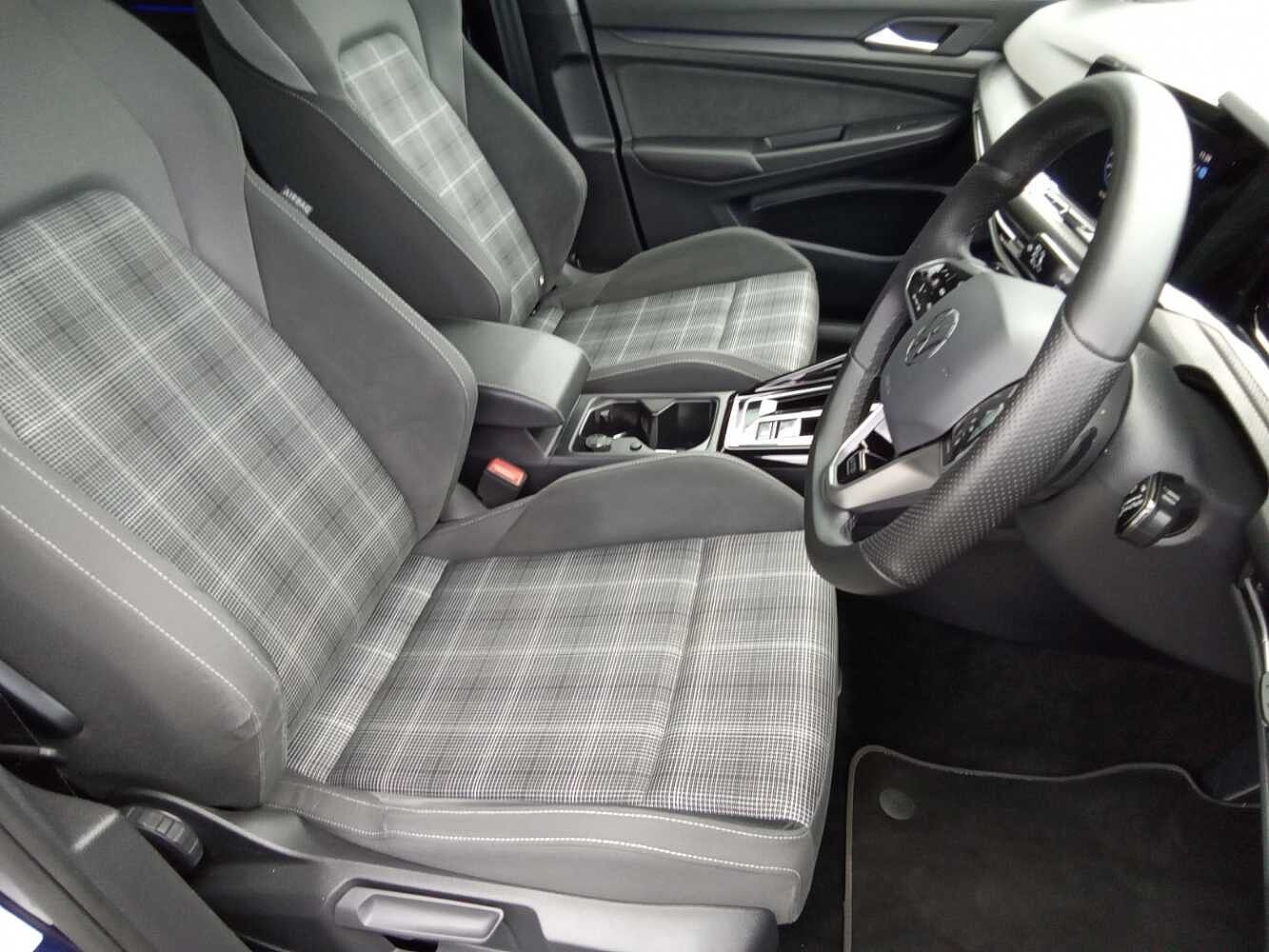 Volkswagen Golf GTD MK8 2.0 TDI 200PS DSG 5 Door