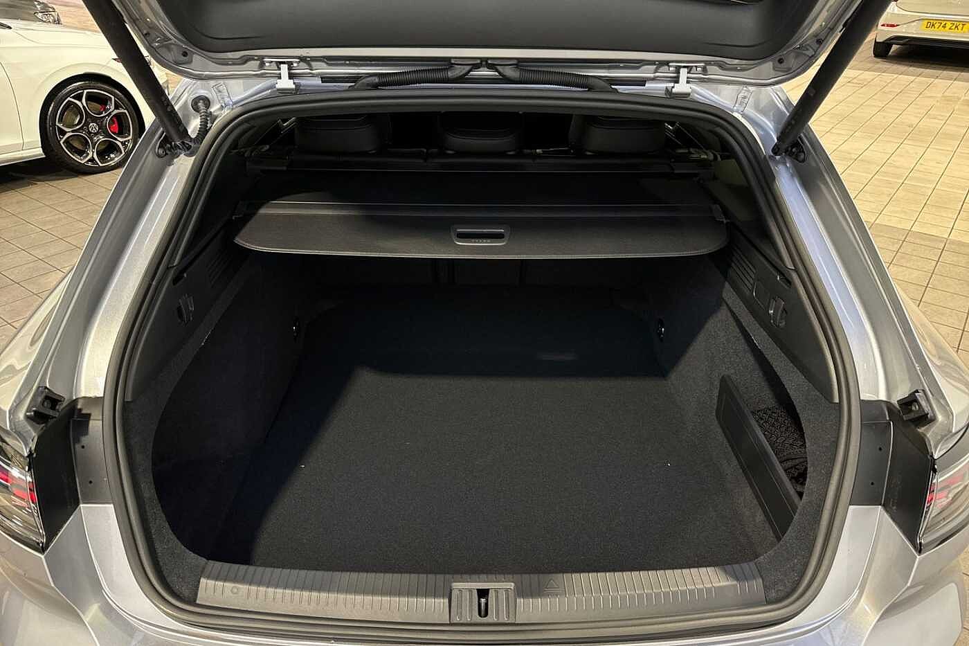 Volkswagen Arteon R-Line 2.0 TDI 200PS DSG 5 Dr