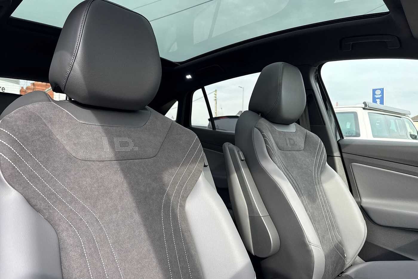 Volkswagen ID.5 Tech 77kWh Pro Performance 204PS⭐Energy efficient heat pump⭐