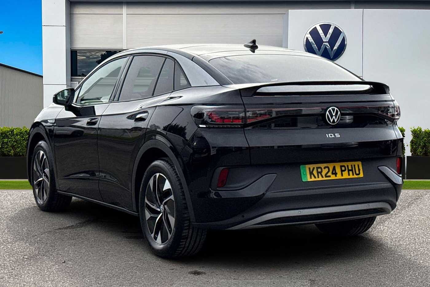 Volkswagen ID.5 Tech 77kWh Pro Performance 204PS⭐Energy efficient heat pump⭐