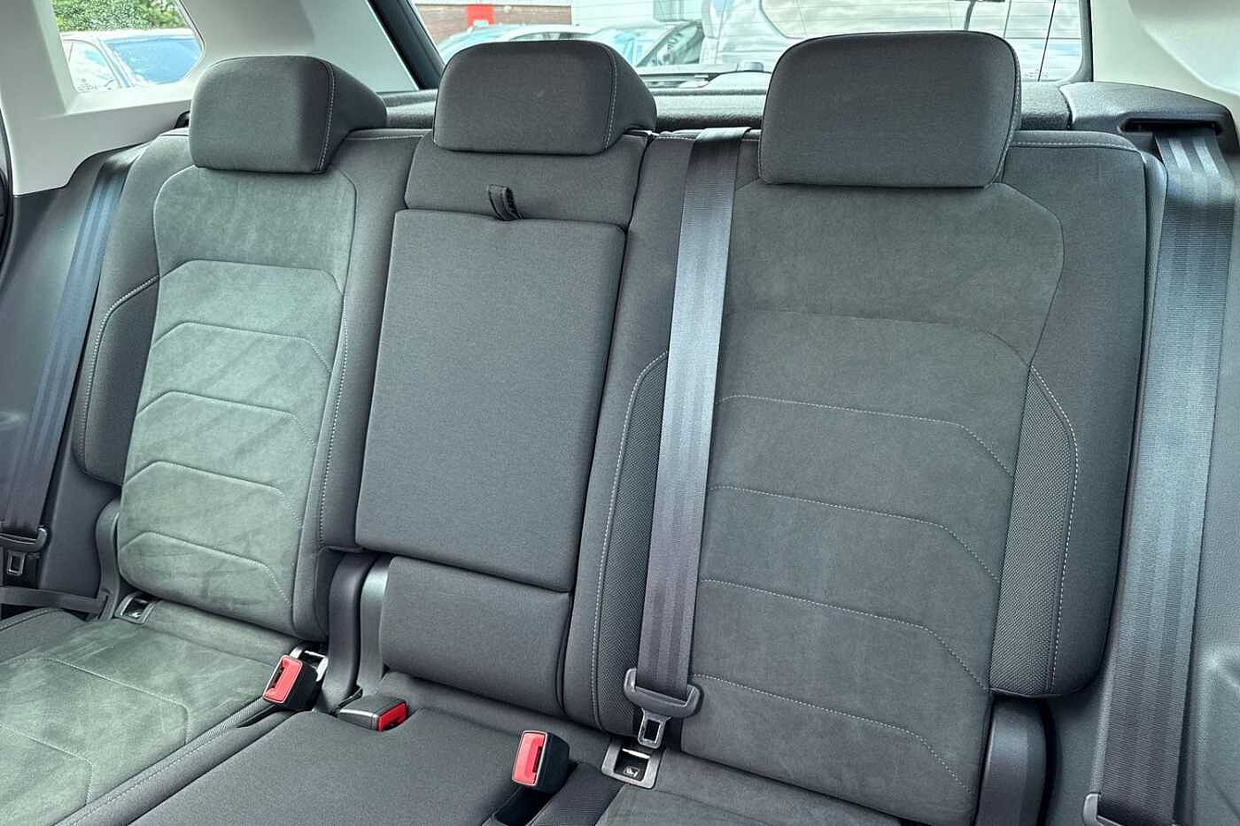 Volkswagen Tiguan Mk2 Facelift 2.0 TDI 150PS Elegance SCR DSG