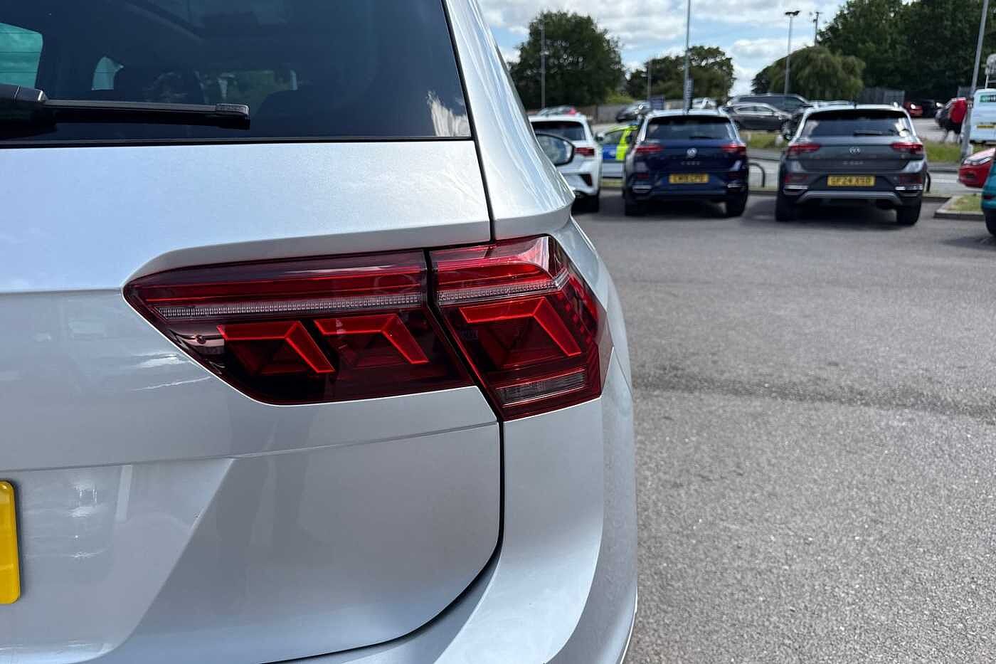 Volkswagen Tiguan Mk2 Facelift 2.0 TDI 150PS Elegance SCR DSG