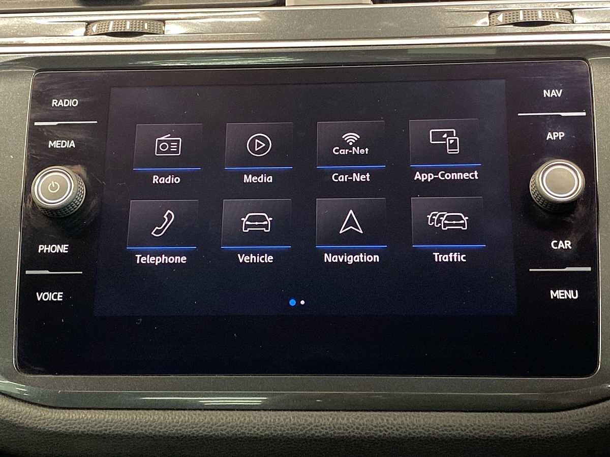 Volkswagen Tiguan 2.0 TSI 180PS R-Line 4Motion DS