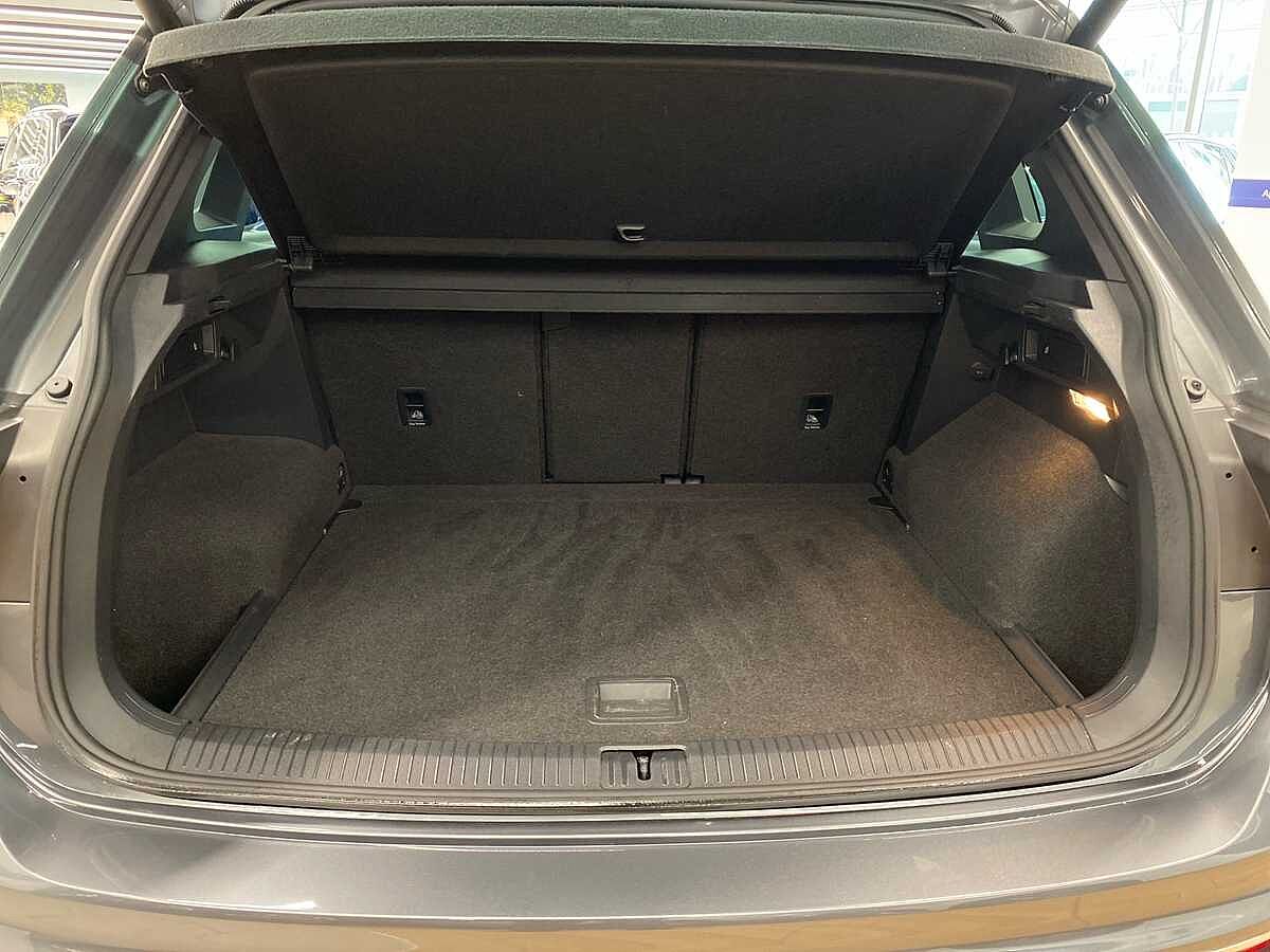 Volkswagen Tiguan 2.0 TSI 180PS R-Line 4Motion DS