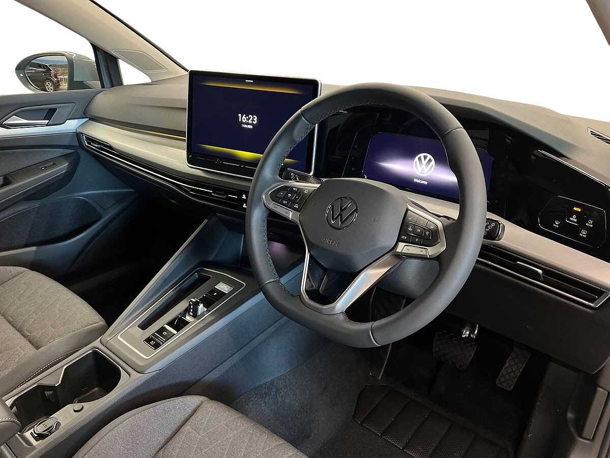 Volkswagen Golf 1.5 TSI 204 Match Ehybrid 5Dr DSG