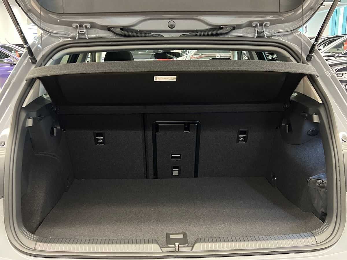 Volkswagen Golf 1.5 TSI 204 Match Ehybrid 5Dr DSG