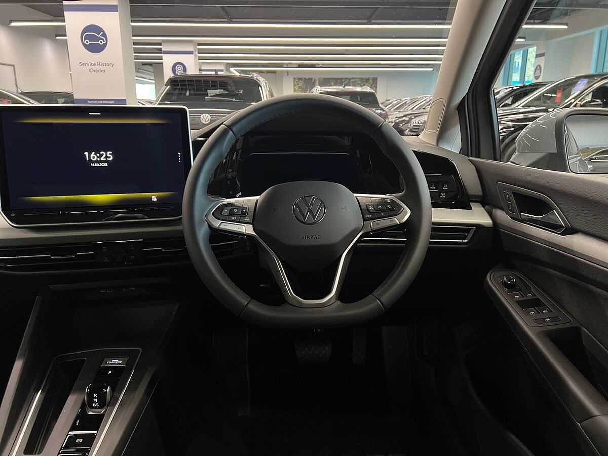Volkswagen Golf 1.5 TSI 204 Match Ehybrid 5Dr DSG