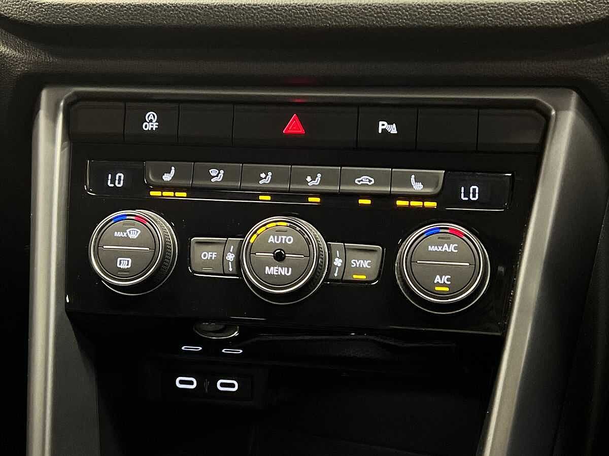 Volkswagen T-ROC 2017 1.0 TSI Active 110PS