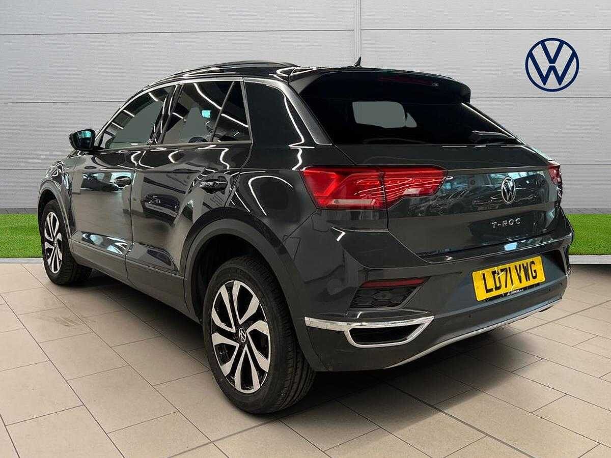 Volkswagen T-ROC 2017 1.0 TSI Active 110PS