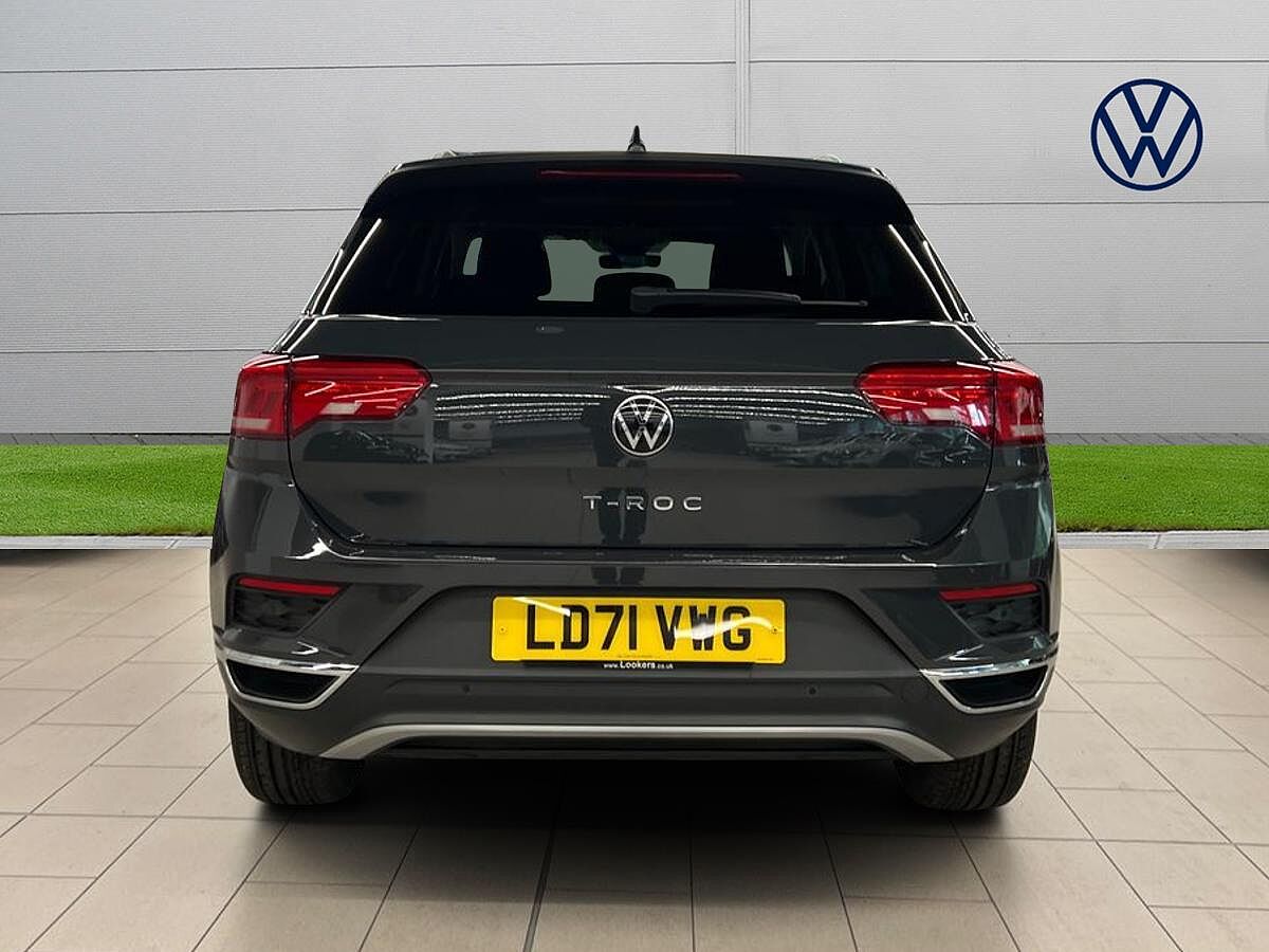 Volkswagen T-ROC 2017 1.0 TSI Active 110PS